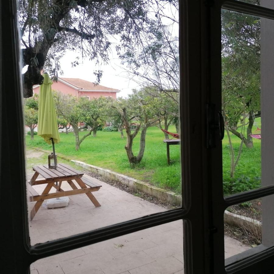 Casa Das Laranjeiras E Parque Infantil アゼイタオン エクステリア 写真